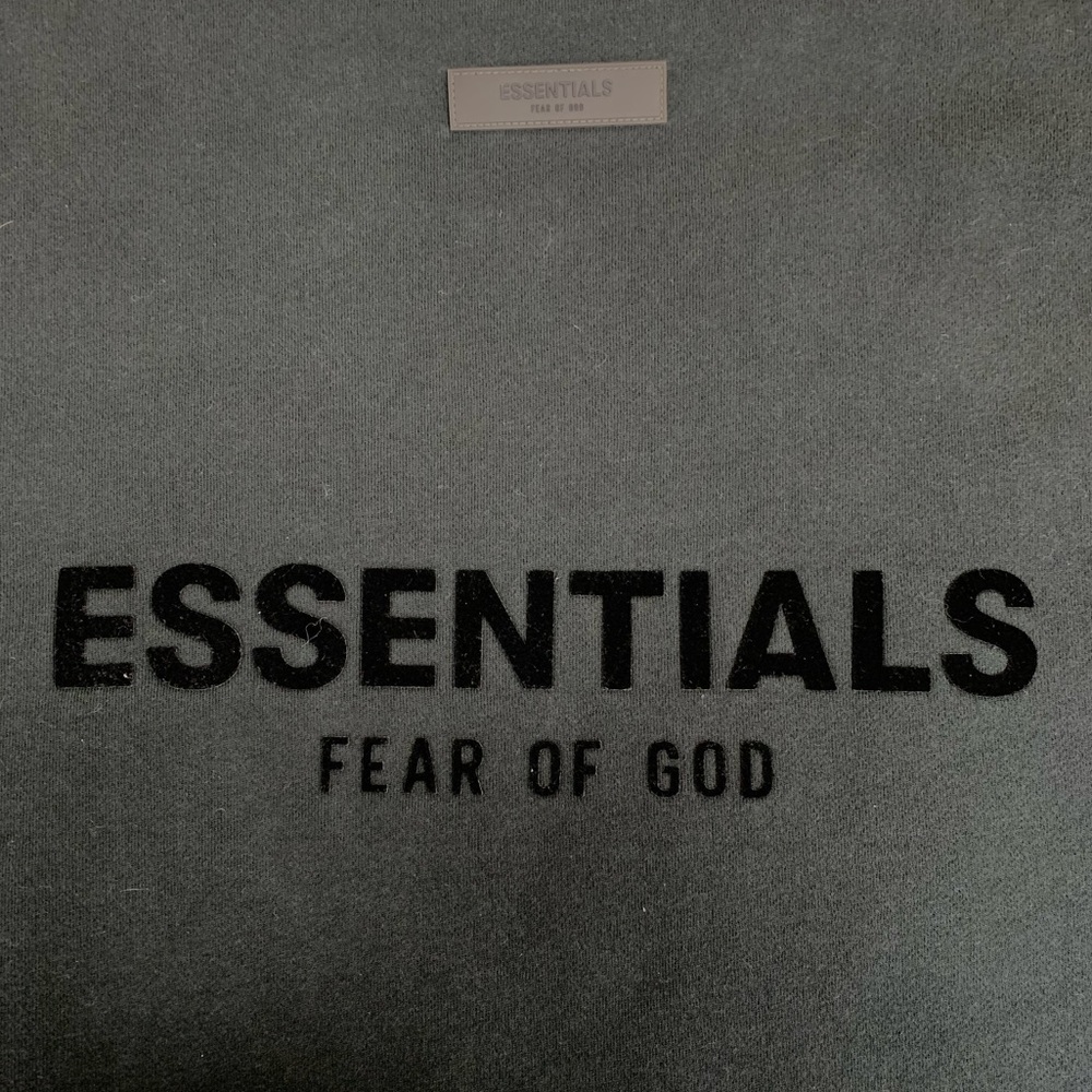 ESSENTIALS FEAR OF GOD SHIRT